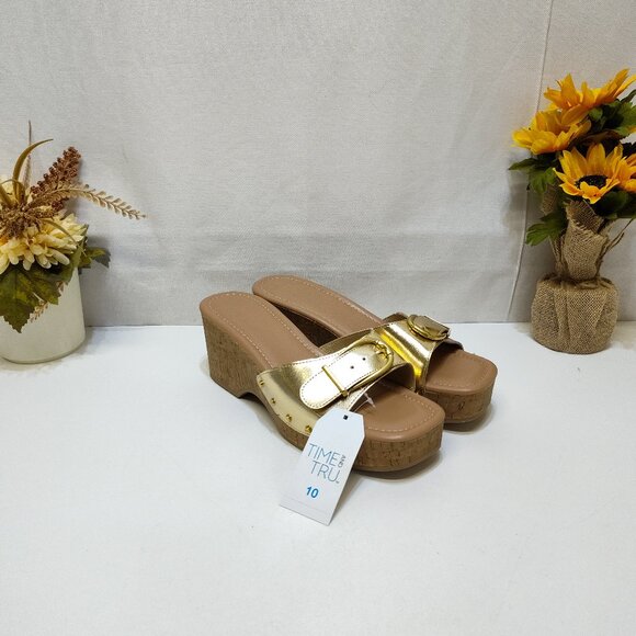 Time and Tru Gold Buckle Cork Wedge Platform Memory Foam Sandals Size 10 NWT - Picture 1 of 9